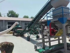 皮帶輸送機、糧食機和包裝機生產線